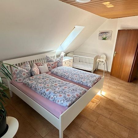 Gaestezimmer Zum Waldsachsener Grund Apartment Meerane Ngoại thất bức ảnh